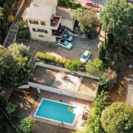 For Eight Guests Villa